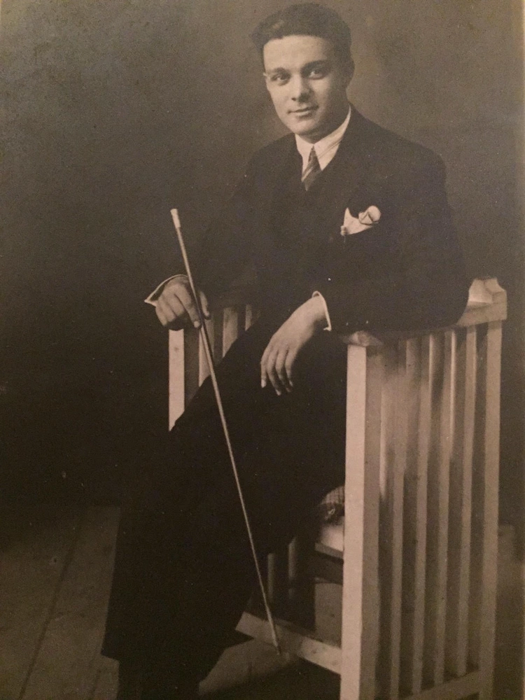Evangelos Kanarakis, Paris, c. 1925.
